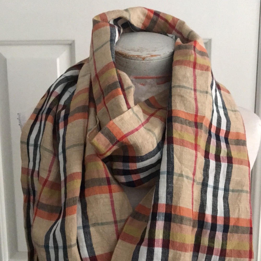 Burberry linen scarf